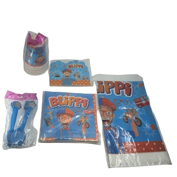 Blippi Party Decor Set:‎ Cups, Tablecloth, Napkins, Spoons, Invitations & Bags - Picture 5 of 6